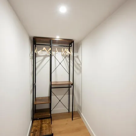 Apartment New Levante Pool & Museums Apartament